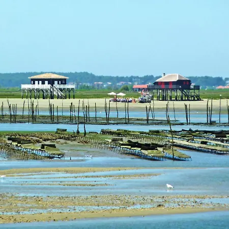 Les Amarres De L'aiguillon-2 By Interhome
